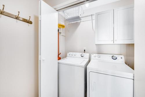 Cotton Bayou 2H by Meyer Vacation Rentals - image 14