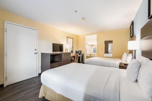 Days Inn by Wyndham Federal Way