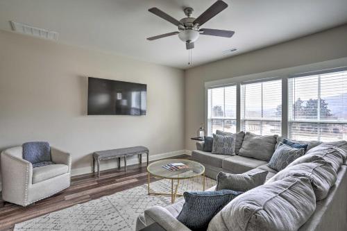 Scenic Raccoon Mountain Retreat on 2 Acres! - image 3