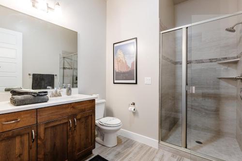 Ocotillo Springs 27 Southern Utah Adventure Paddle Boards Kayaks Home Gym Community Pool and Splash Pad - main image