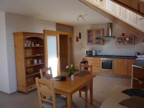 Konyha, Apartmany Graf in Chyne