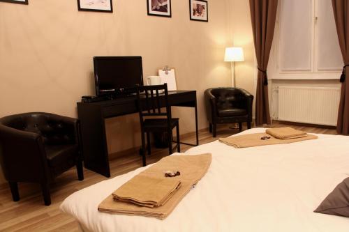 Budapest Ville Bed & Breakfast - image 8