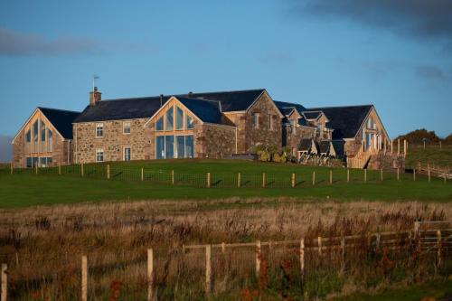 Oystercatcher - Converted luxury steading