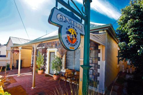 Emaroo Cottages Broken Hill