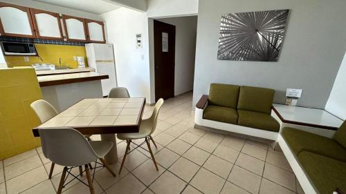 kuhinja, Hotel Suites Regina in Zona Hotelera