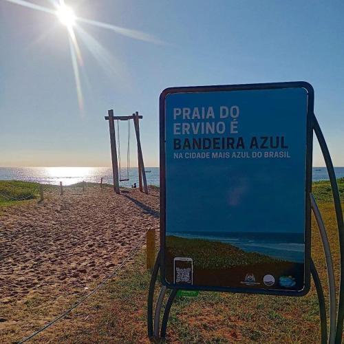 Apartamento na Praia do Ervino - SFS