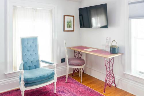 431377621 Argos Inn - Ithaca's Boutique Hotel