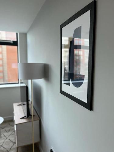 Fantastic one bedroom apartment near Old Trafford Stadium, Manchester (photo 3)