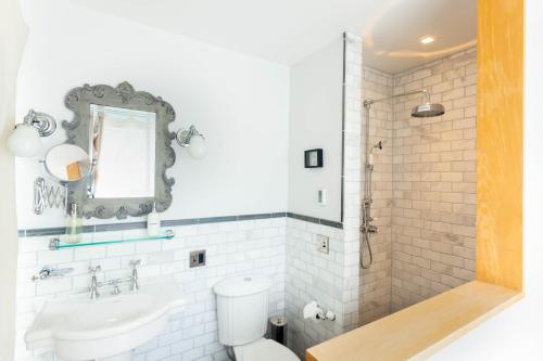 431379745 Argos Inn - Ithaca's Boutique Hotel