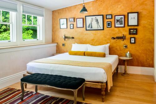 Argos Inn - Ithaca's Boutique Hotel - image 6