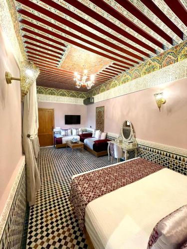 room detail thumbnail 0