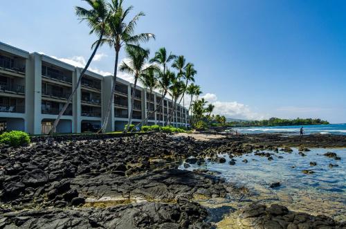 Oceanfront Luxury Condo