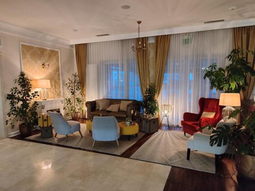 Hotel Splendor 4