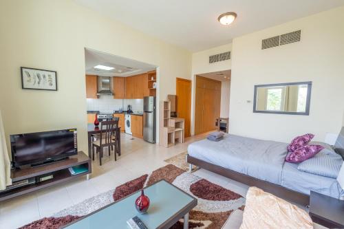 Luxury Escapes - Tranquil Retreat - Studio Apts near Metro and Mall - Discovery Gardens - SHAR & MCL, Dubaj (fotografie 7)