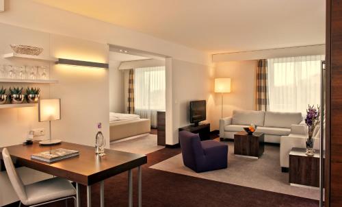 Estrel Hotel, Berlin (photo 4)