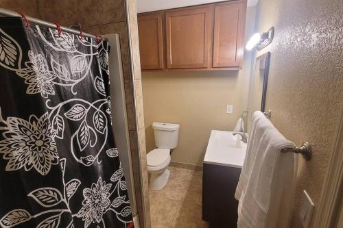 3 Bedroom, 2 Bath Whole House, Arizona State Univ, Tempe, Mesa Scottsdale on Light Rail, Dogs ok, Work Space, Mesa (photo 8)