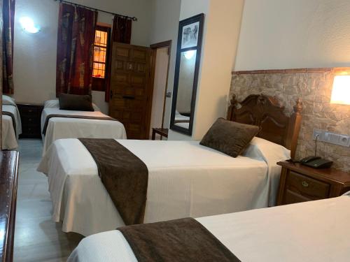 Hotel Mezquita - image 10