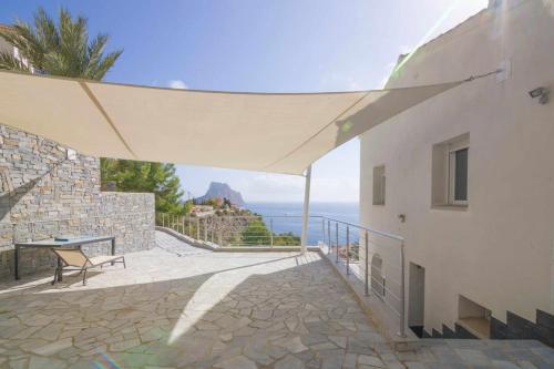Three-Bedroom Villa image 2
