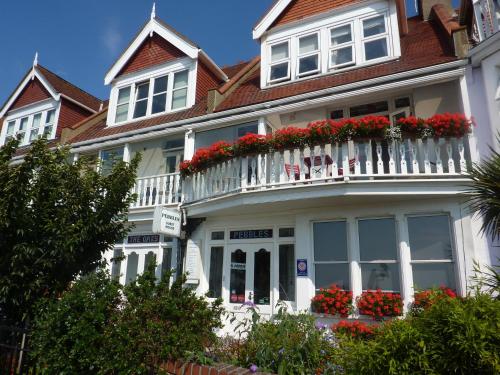 Pebbles Guest House - Southend-on-Sea