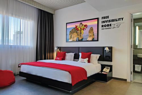 room detail thumbnail 1