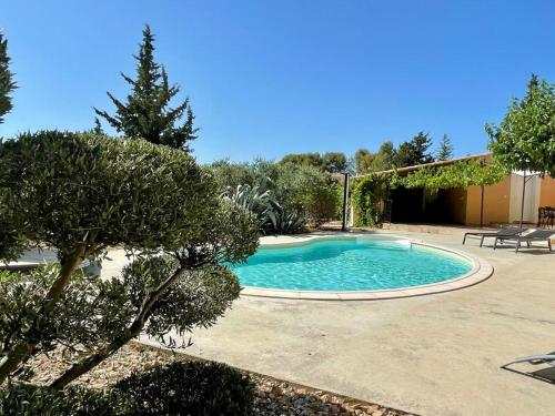 Beau studio en duo au coeur du Luberon, Frejus