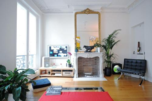Champs Elysees Homestay - AIR CONDITIONING BnB Arc de triomphe de l'Étoile