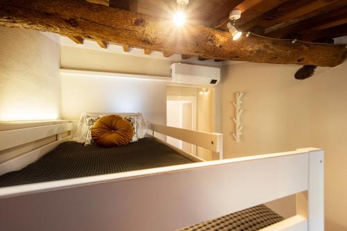 Superior Apartment image 8