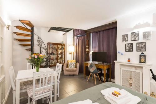 Cozy loft Orsini Palace, Рим (фото 5)