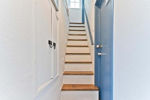 BmyGuest - Fado Mezzanine Apartment - image 7