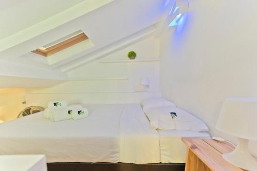 BmyGuest - Fado Mezzanine Apartment - image 4