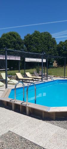 Sharecroppers Cottage with Swimming Pool