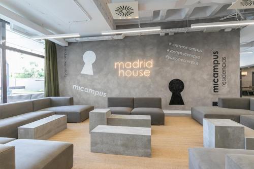 Micampus Madrid Sinesio Delgado Student Residence in تطوان