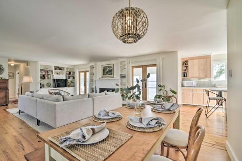 Bayside Deltaville Retreat with Beach and Bay Views! in Locklies, USA