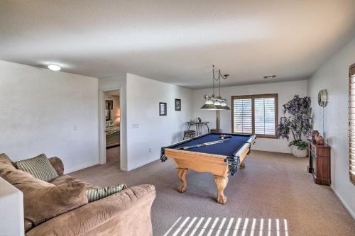 Coolidge Getaway with Pool, Hot Tub and Fire Pit!