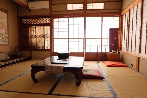 5 futon beds