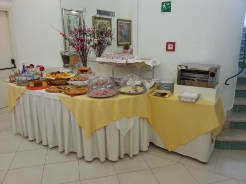 Hotel Mayor - image 13