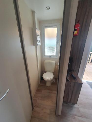 2 bedrooms, 4 beds