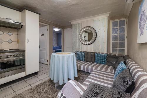 2 bedrooms, 2 beds