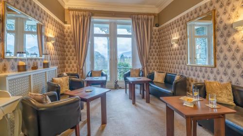 Highfield - image 14