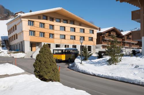 Gstaad Saanenland Youth Hostel