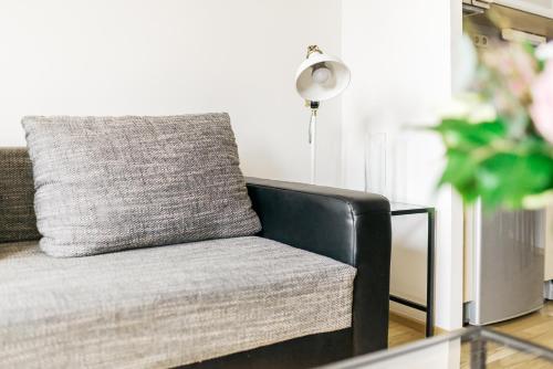 LIL Apartment with Stunning View Parking & AC by EasyBNB Premium - image 9