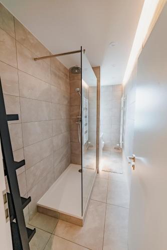 Bathroom, Moderne ruhige 2-Zimmer Wohnung in Coswig in Coswig