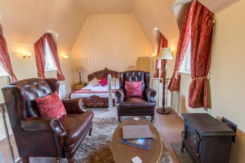 Highfield - main image