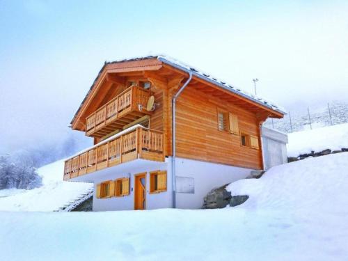  Chalet Falcons Nest, Pension in Hérémence