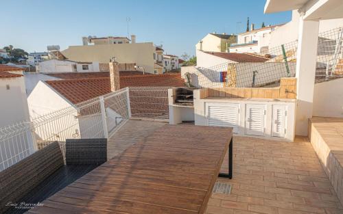 Cozy Pool House in Carvoeiro City Center