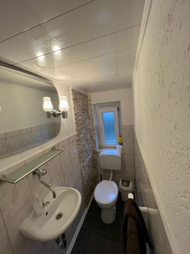 Adam's Hostel - Self Check-In & Only Private Rooms 5