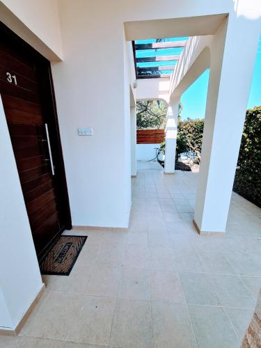 Villa Alkioni 31 with Pool and Jacuzzi - image 2