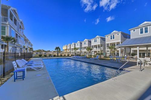 Gorgeous Emerald Isle Getaway Walk to Beach! in Emerald Isle, USA