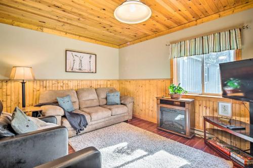 Penrose Home with Covered Deck and Fire Pit! in Penrose, USA