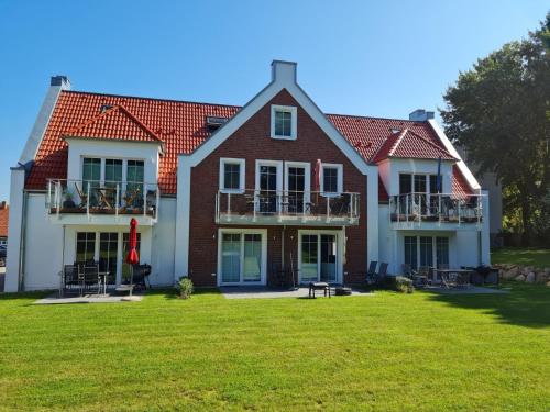 Domizil mit Stil Cottage im Gutspark Rerik - a72649